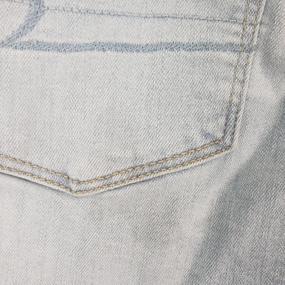 Super Super Stretch Hi-Rise Shortie Shorts - Picture 7 of 12